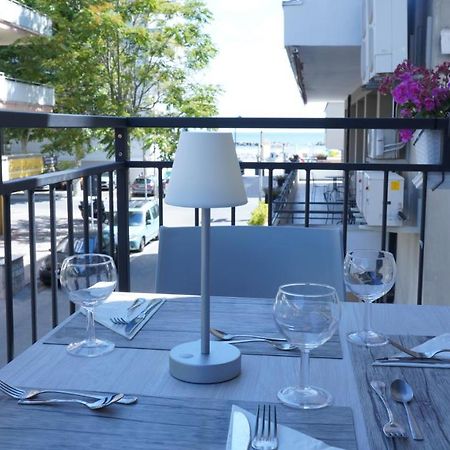 Lively Hotel Bellaria-Igea Marina Buitenkant foto